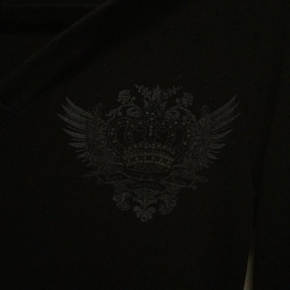 Beautiful hooded embellished crown long sleeve tee - Picture 4 of 7
